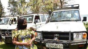 Nord-Kivu : 6 véhicules Land cruiser, 8 motos et d'autres engins remis aux services étatiques