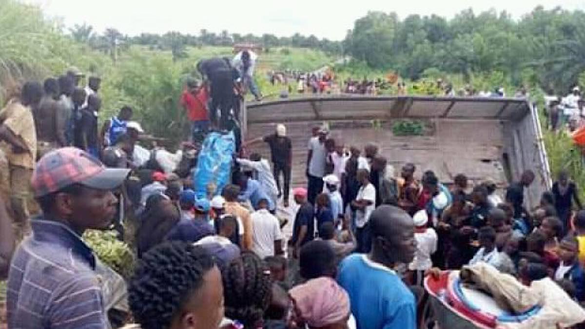 6 morts et plusieurs blessés graves dans un accident