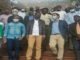 en visite au parc national des Virunga, le ministre du tourisme