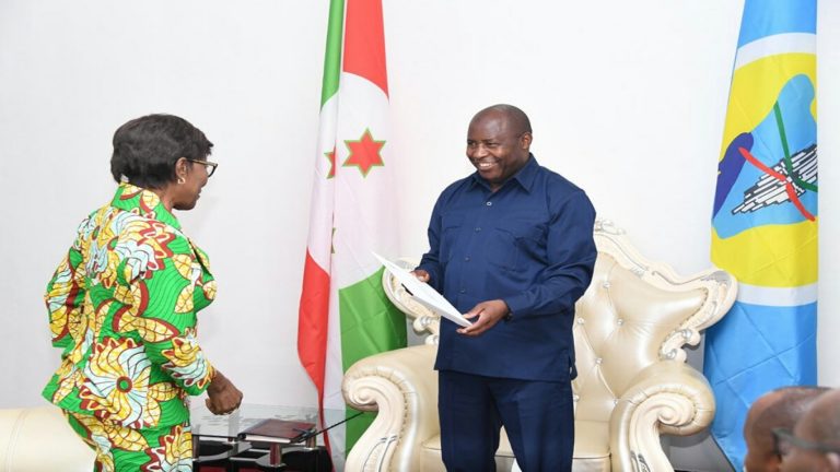 Evariste Ndayishimiye et Marie Tumba Nzeza