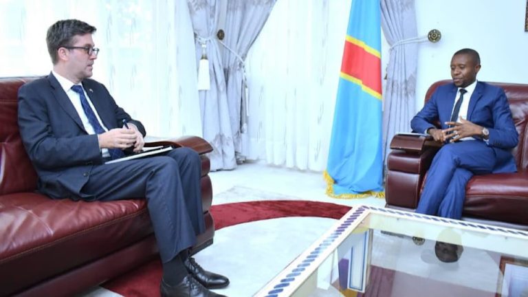 Nicolas Simard et Carly Nzanzu Kasivita