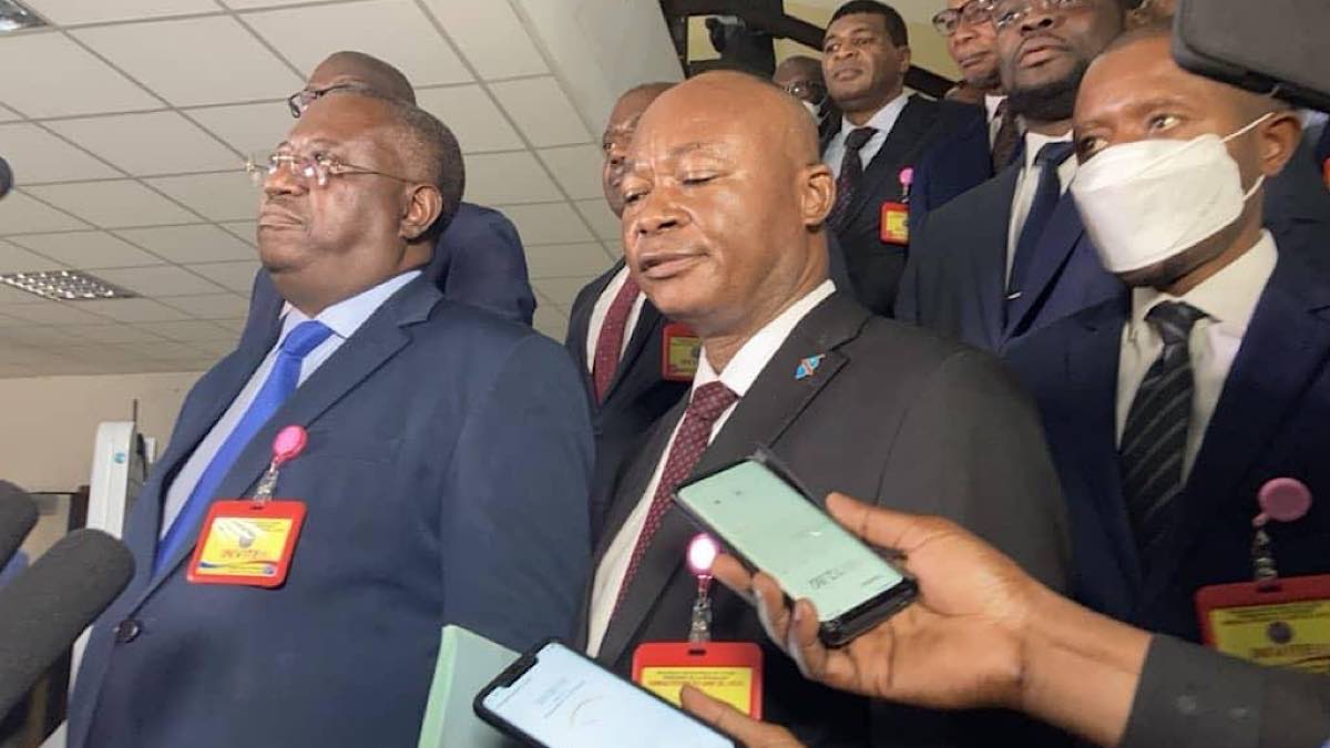 Richard Muyej consultation