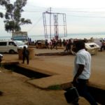 Des jeunes en colère barricadent la RN2 Bukavu