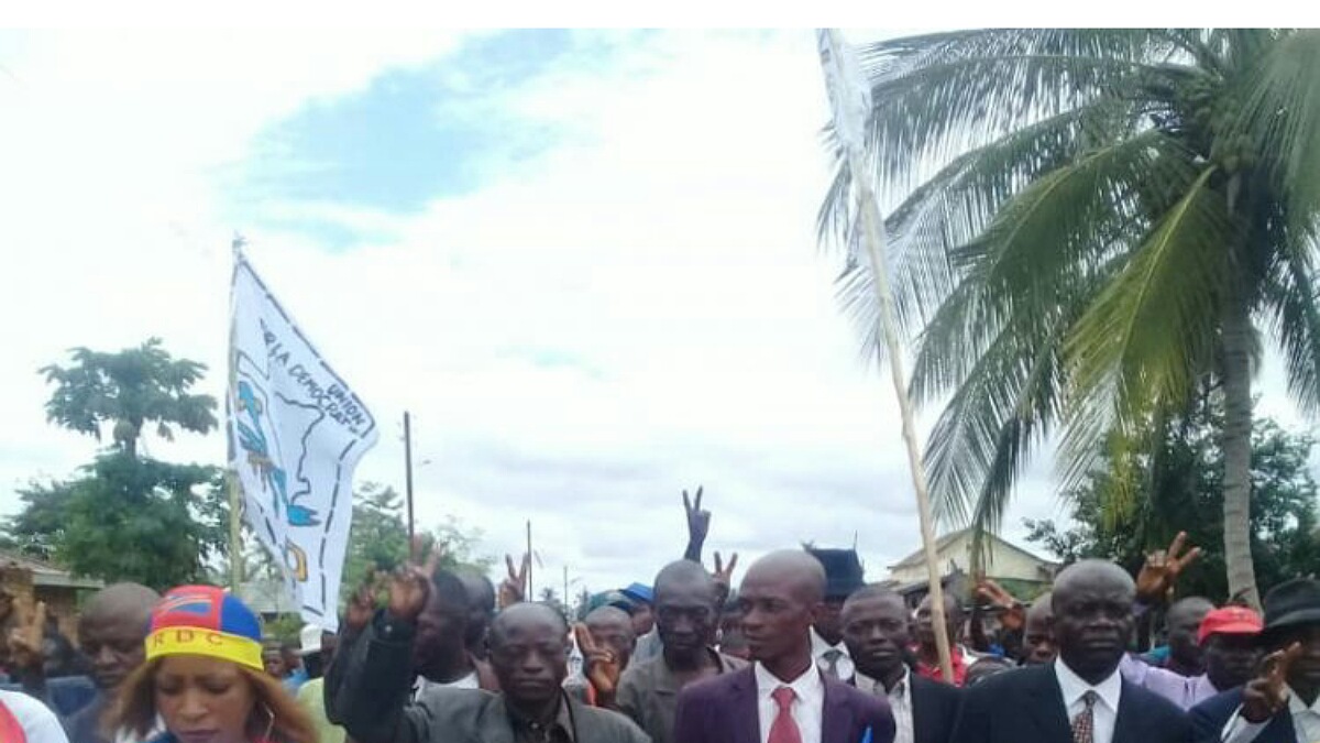 Sankuru : À Lusambo, l’UDPS appelle Félix Tshisekedi à rompre avec le FCC pour le bien-être du peuple