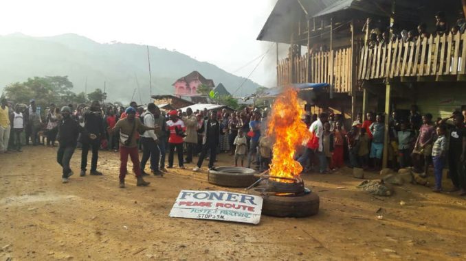 Sud-Kivu : RN2 impraticable, les habitants ont exprimé leur désolation Sud-Kivu : RN2 impraticable, les habitants ont exprimé leur désolation