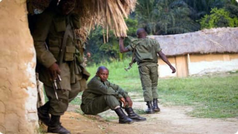e leader rebelle "Mille Tours" du groupe Maï-maï