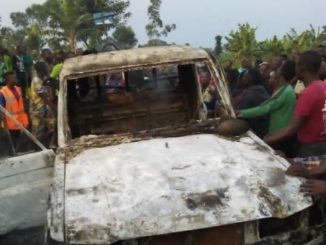 5F704627 BDAB 4307 91F1 49E087FA4373 Nord-Kivu : une jeep de l'armée incendiée par des civils à Beni