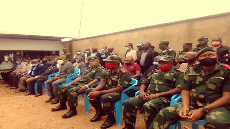 gouverneur Kasivita rend les derniers hommages au colonel FARDC et au policie