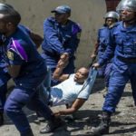 L'enseignant Bienfait Ndeleko est aux arrêts