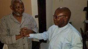 Kamerhe reçoit la visite de Mgr Sébastian Muyengo