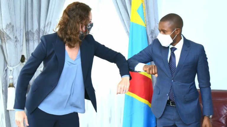 Nzanzu Kasivita Carly et Emily Maltman