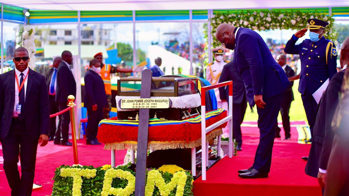 Félix Tshisekedi rends Hommage à John Magufuli