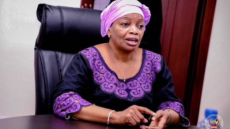 Ève Bazaiba Ministre d’état de l’environnement