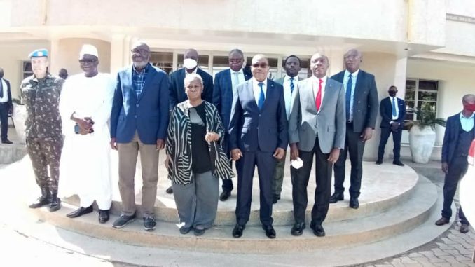 Bintou Keita reçue par le gouverneur Ngwabidje Bintou Keita reçue par le gouverneur Ngwabidje