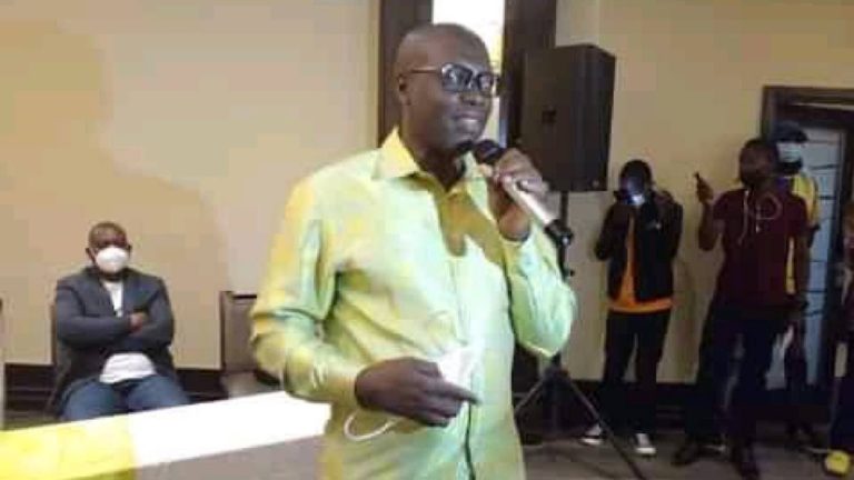 Jacques Kyabula Katwe Élu Fc Saint Éloi Lupopo