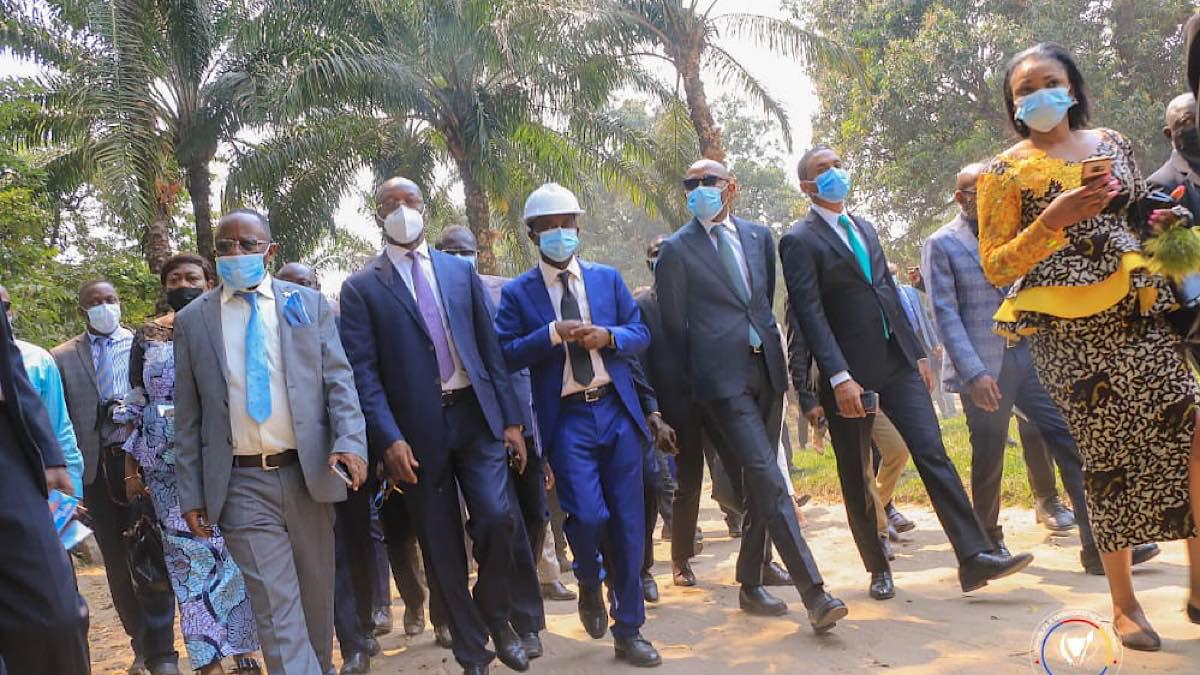 RDC : le ministre du tourisme a lancé les travaux de rénovation des jardins zoologique et botanique de Kinshasa
