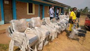 Guy Mafuta a remis de chaises à l'assemblée provinciale