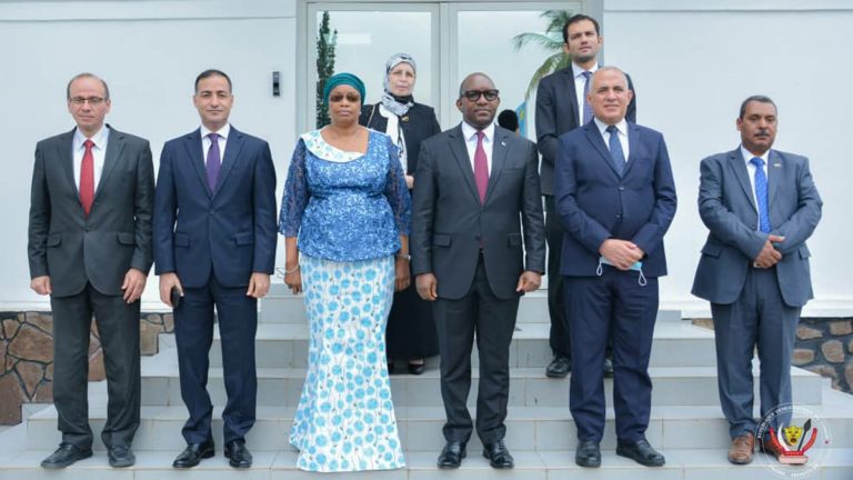 une délégation égyptienne