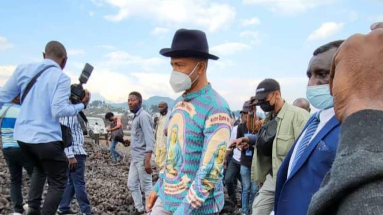 Moise Katumbi Moïse Katumbi aux sinistrés volcan