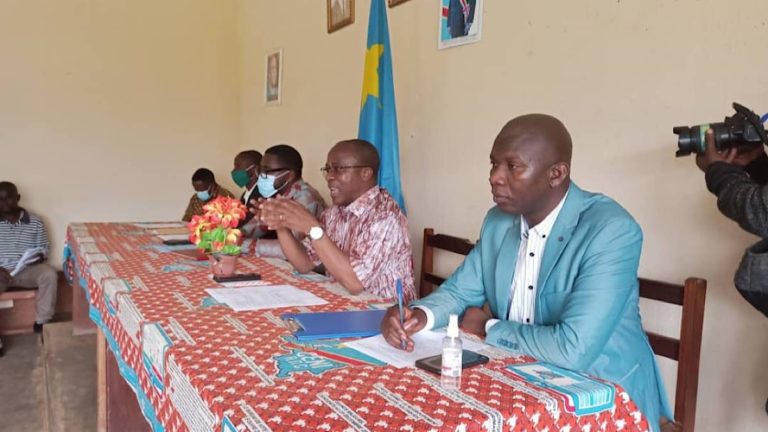 Eustache Muhanzi et Fidèle Mugisho