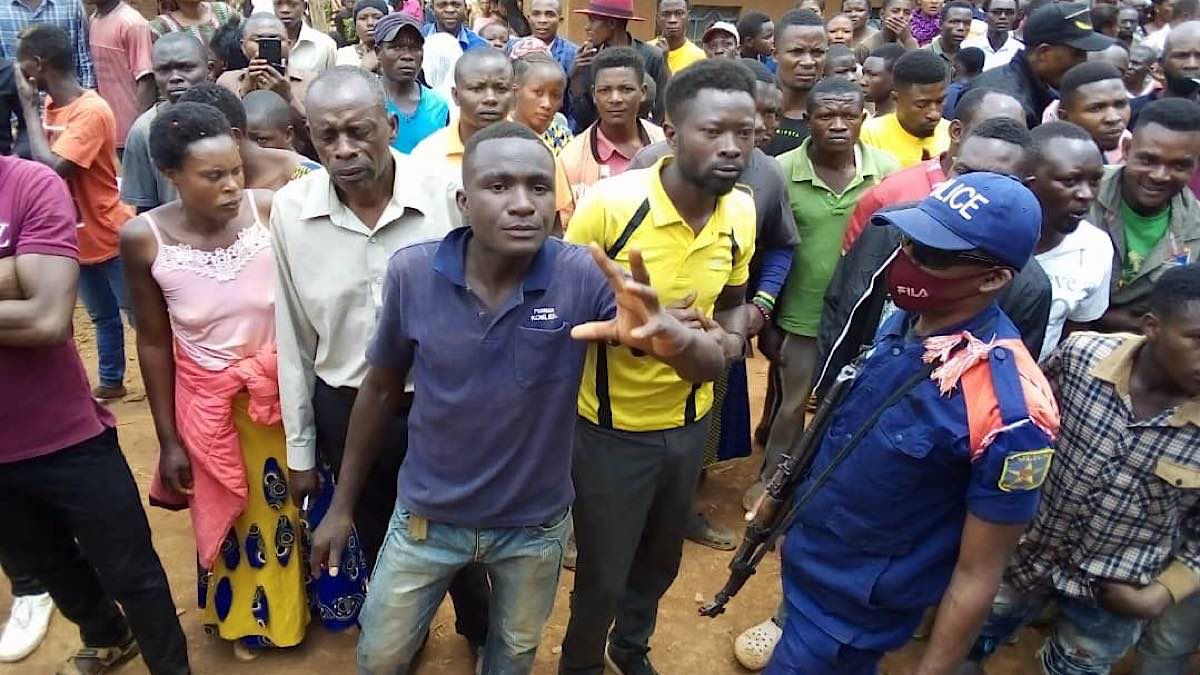 Bukavu : 2 présumés voleurs des motos armés arrêtés par le police dans la périphérie de Panzi