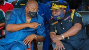 Gentiny Ngobila et général Kasongo