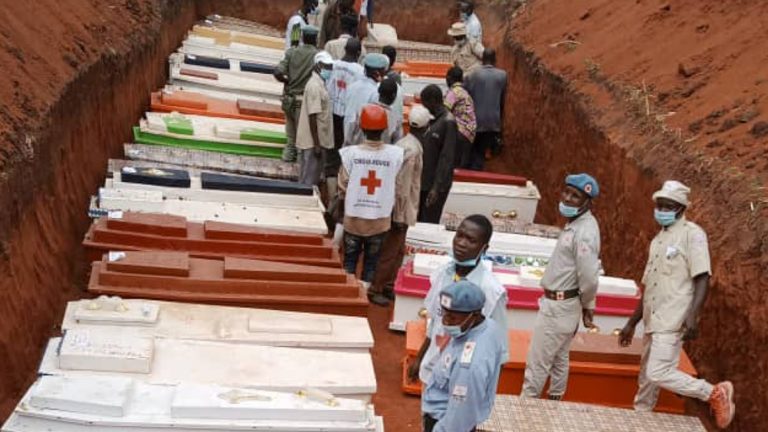 Ituri : 62 corps des déplacés tués par la milice CODECO inhumés