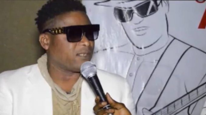 guitariste Ficarré Mwamba de Wenge BCBG