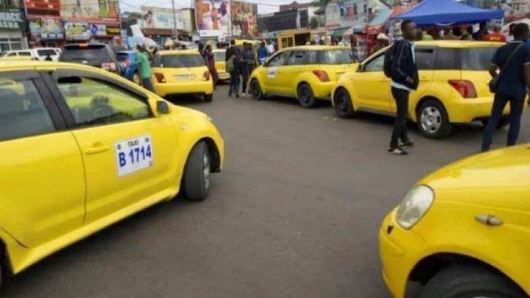 Kinshasa Taxis Jaune Transport en commun