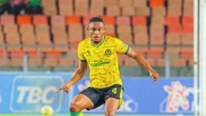 Football Yannick Bangala