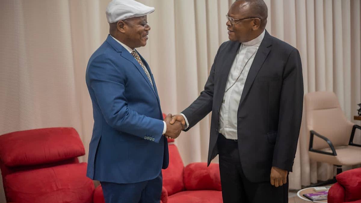 DC766EF9 F310 456A 810F 744504771733