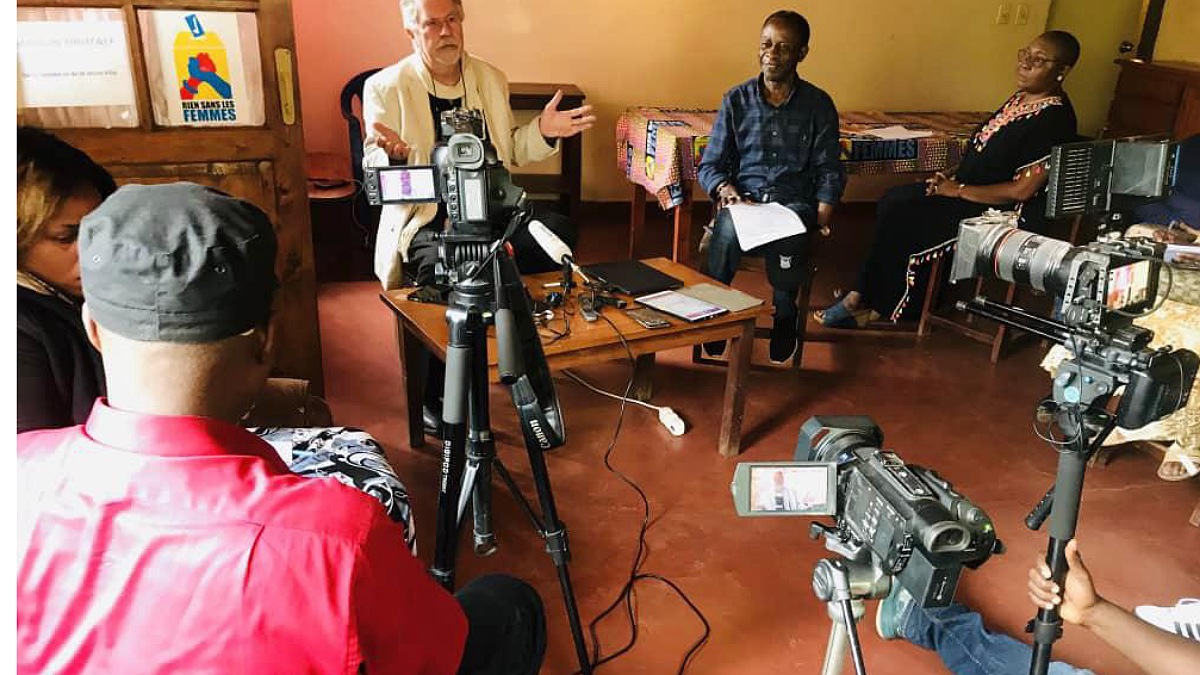 Bukavu : Thierry Michel lance la projection du film “Empire du silence” et apporte des précisions sur le présumé “plagiat” dont il est accusé