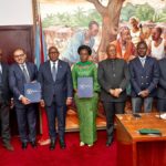 Jean-Michel lukonde et partenaires signature du contrat de partenariat entre la RDC et les Émirats arabes unis.