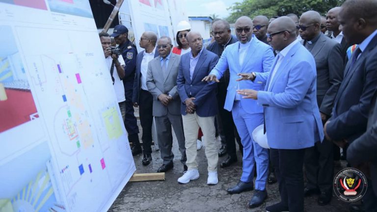 Sama Lukonde inspecte les travaux