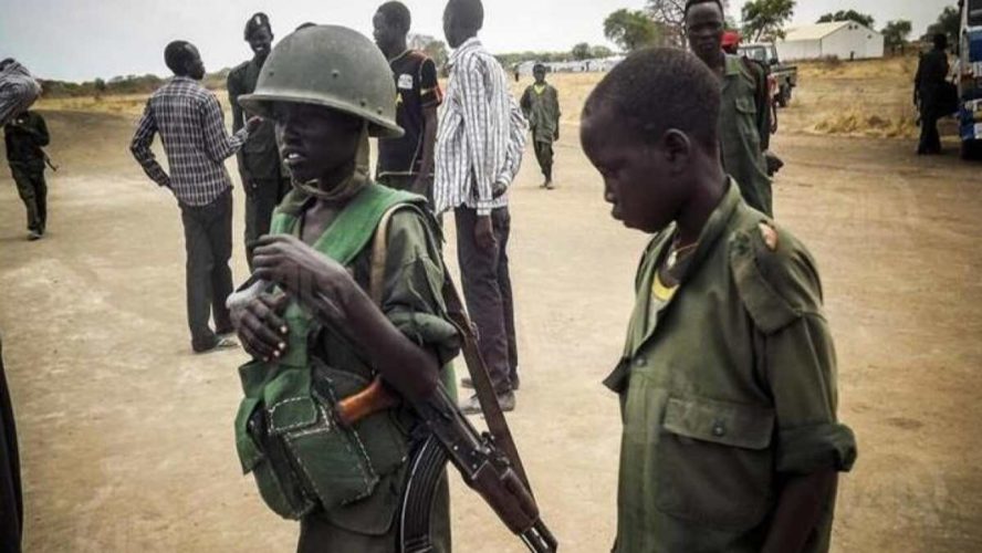 Journée de l'enfant soldat : Le recrutement des enfants au sein des ...