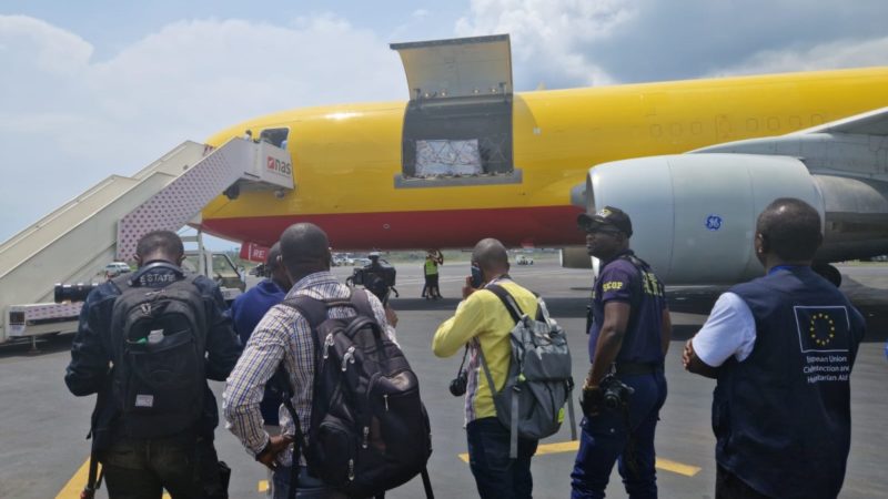 Goma du premier vol du pont aérien humanitaire de l'UE