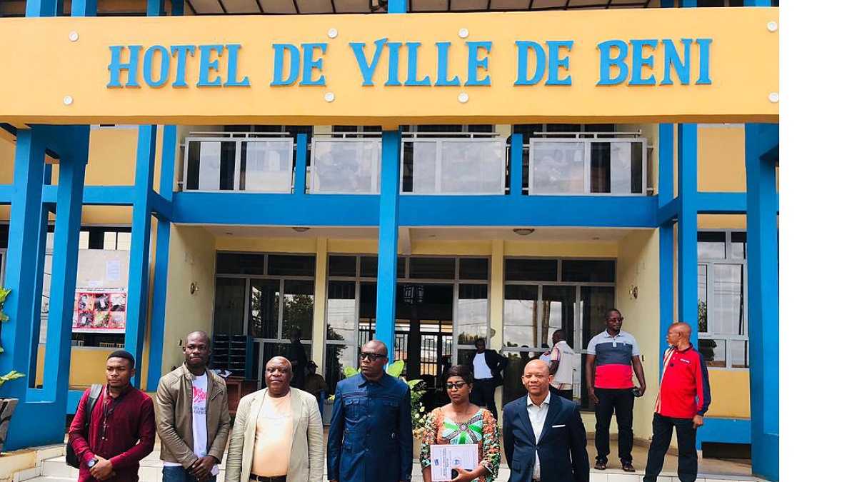 Nord-Kivu : Une délégation du ministère des affaires humanitaires en séjour à Beni pour assister les victimes de l’attentat à la bombe à Kasindi