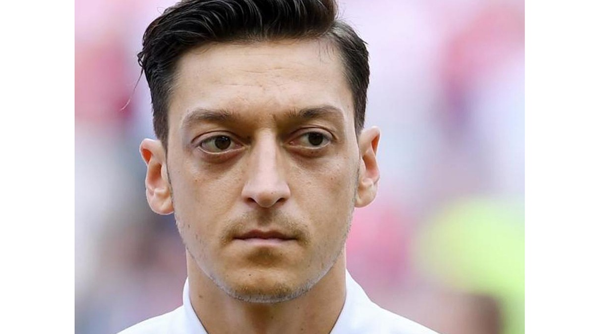 Sport : Après 17 années de profession, Özil met fin à sa carrière footballistique
