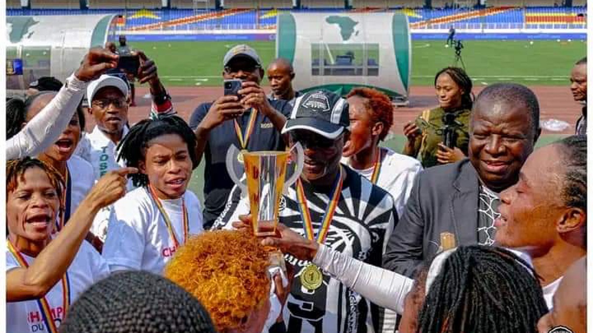 Football Féminin : Le FCF Mazembe remporte le Derby face à Lupopo et soulève la coupe