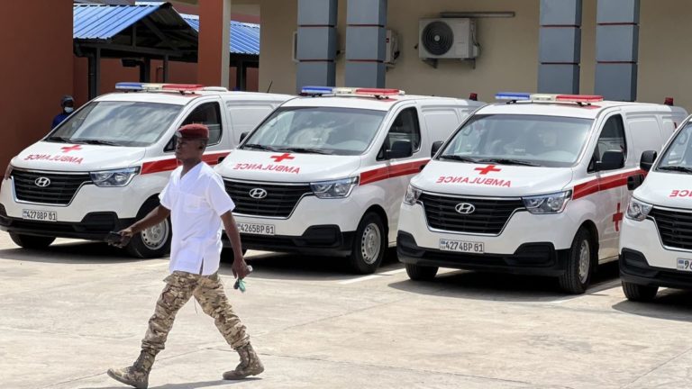 Kinshasa Inauguration de l'Hôpital militaire de la Garde républicaine par le président Félix Tshisekedi