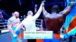 Martin Bakole a battu Igor Shevadzuktskiy par « KO »