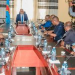 Projet ferroviaire Uvinza-Gitega-Uvira-Kindu Théo Kasi s'est entretenu avec les ambassadeurs tanzaniens en RDC et Burundi