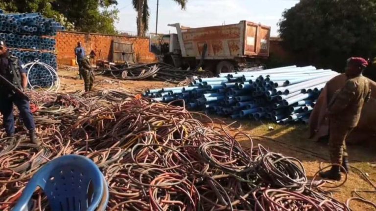 Haut-Katanga La PNC intercepte une importante cargaison de bobines et bornes de transformateurs en cuivre