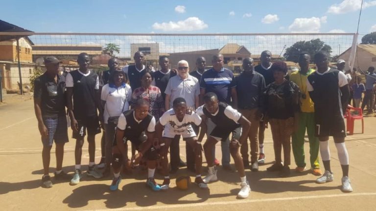 Haut-Katanga les entraîneurs de la partie Sud en formation niveau 1 de volleyball à Lubumbashi