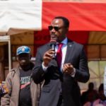 Ministre Tony Mwaba offre 150 0 à Lubumbashi