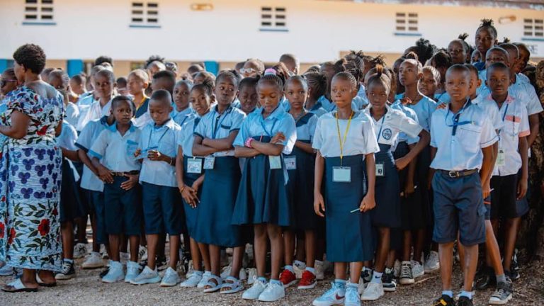 les élèves participent à l'ENAFEP