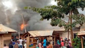 Giro Haut-Uele incendie