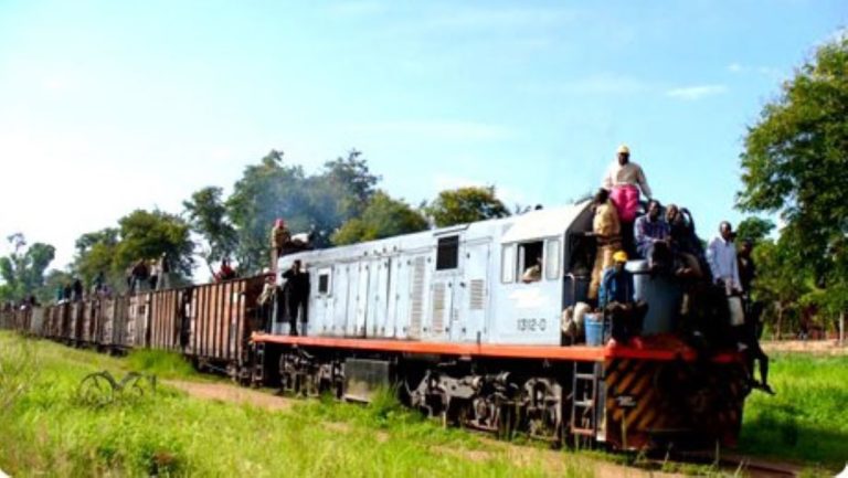 Trafic Ferroviaire entre Mwene Ditu et Kananga