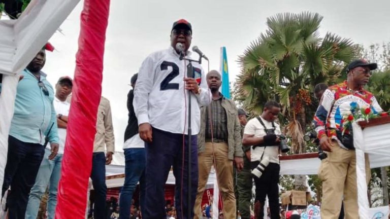Félix Tshisekedi à l'Écoute des Citoyens de Kisangani en Campagne pour la Présidentielle