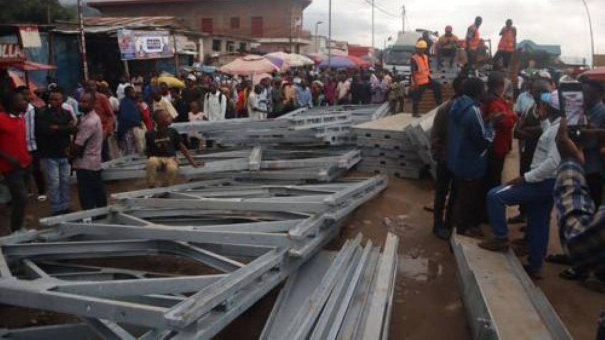Pont métalique Uvira Kalimabenge